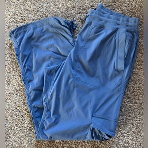 Lululemon Dance Studio Relaxed-Fit Mid-Rise Cargo Pant
Oasis Blue Size Large